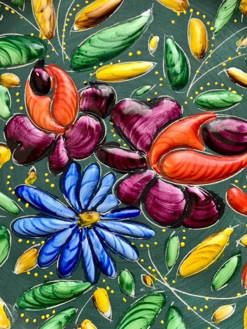 Oude kleurrijke sierschaal H.Bequet Quaregnon, Antiek en Kunst, Antiek | Keramiek en Aardewerk, Ophalen of Verzenden