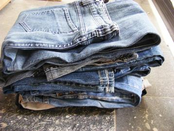 10 Jeansbroeken. beschikbaar voor biedingen
