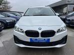 BMW 218 i GRAN TOURER NAVIGATIE LEDER XENON CAMERA LED PDC, Auto's, BMW, Monovolume, Euro 6, 2 Reeks, Wit