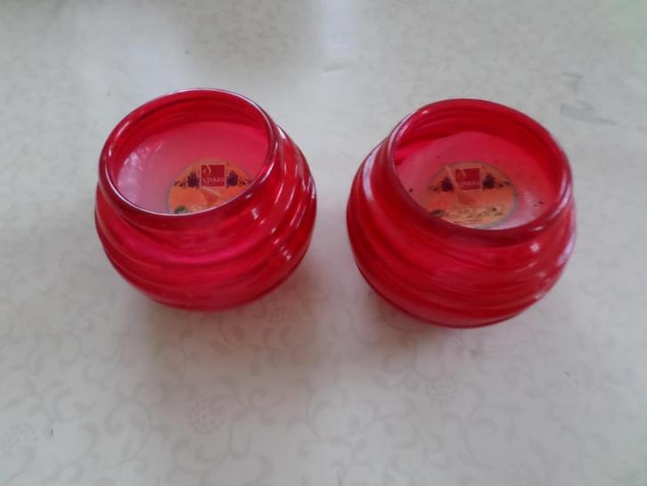 Set van 2 rode kaarsen Belgium ball, Huis en Inrichting, Woonaccessoires | Kandelaars en Kaarsen, Nieuw, Kaars, Minder dan 25 cm