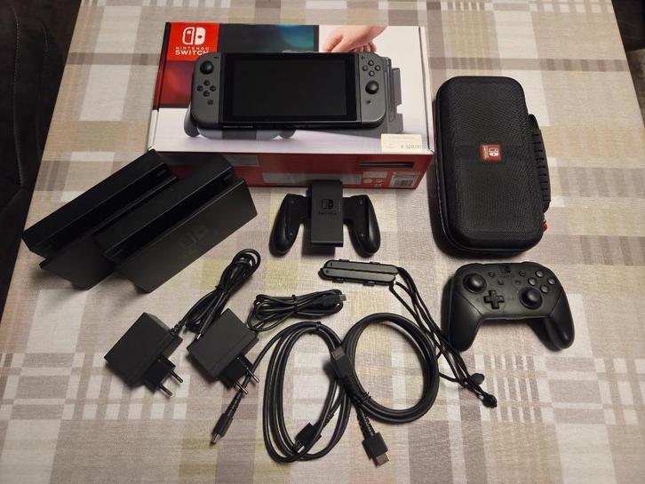 Nintendo Switch + accessoires bundel, Games en Spelcomputers, Spelcomputers | Nintendo Switch, Gebruikt, Switch Original, Met 1 controller