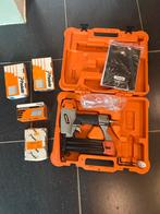 Paslode fn1850.2 met verschillende spijkers, Doe-het-zelf en Bouw, Ophalen, Zo goed als nieuw