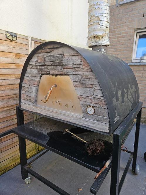 Houtoven + gratis stapel houtblokken, Tuin en Terras, Pizzaovens, Gebruikt, Ophalen