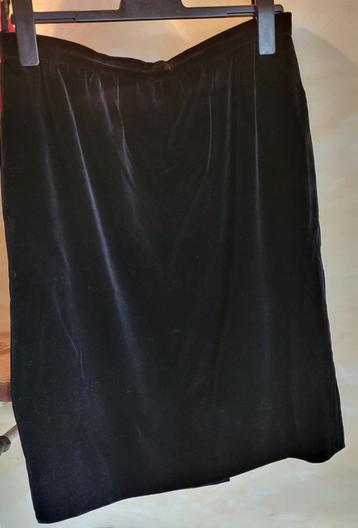 CÉLINE jupe de soirée velour noir droite mi-longue 44/42 .. beschikbaar voor biedingen
