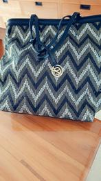 Handtas .kisses of pearl., Handtassen en Accessoires, Tassen | Damestassen, Ophalen of Verzenden, Gebruikt, Handtas