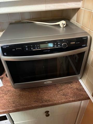 Whirlpool Oven / Microgolf JT369 beschikbaar voor biedingen