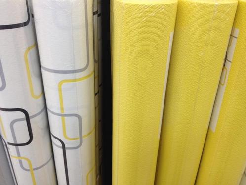 Vliesbehang sunny geel-6 rollen- prijs per rol !!, Huis en Inrichting, Stoffering | Behang, Geel, Ophalen of Verzenden