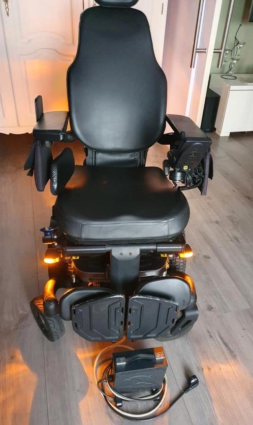 Elektrische rolstoel KARMA MET NIEUWE BATTERIJEN‼️‼️, Diversen, Rolstoelen, Zo goed als nieuw, Elektrische rolstoel, Ophalen