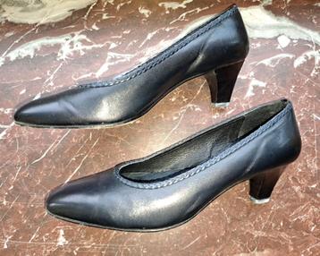 Damens pumps 38 Leder Luigi Ascione beschikbaar voor biedingen