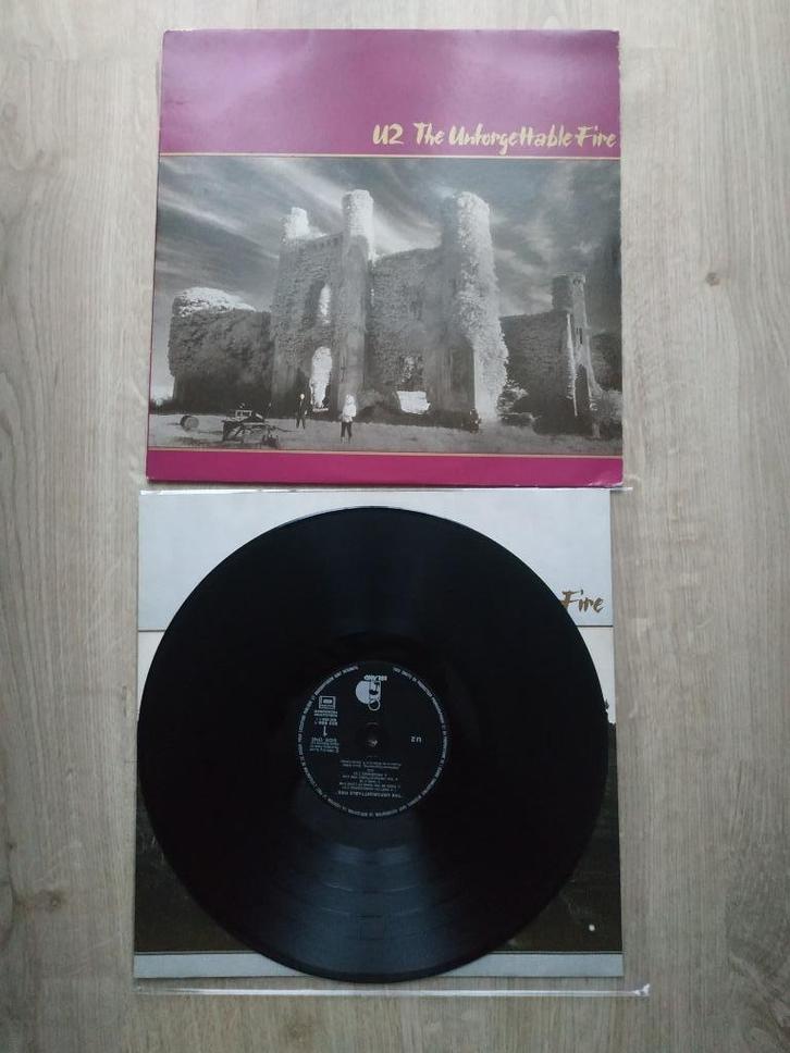 U2 HET ONVERGETELIJKE. LP, Cd's en Dvd's, Vinyl | Rock, Verzenden