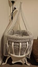 Zeer mooi babywiegje, Kinderen en Baby's, Babywiegjes en Ledikanten, Ophalen, Zo goed als nieuw