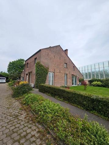 Huis  beschikbaar voor biedingen
