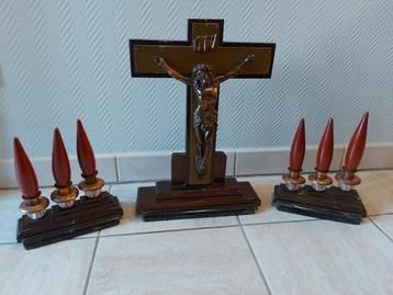 Vintage kruisbeeld  beschikbaar voor biedingen