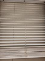 Store en bois blanc cassé, Enlèvement, Blanc