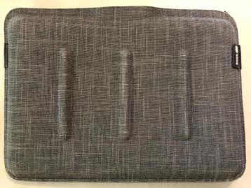 Geniale en oerdegelijke laptophoes - Booq (Viper Sleeve 15) beschikbaar voor biedingen