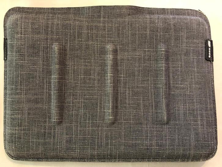 Geniale en oerdegelijke laptophoes - Booq (Viper Sleeve 15), Computers en Software, Laptophoezen, Zo goed als nieuw, 15 inch, Ophalen of Verzenden