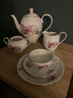 Koffieservies 12 stuks voor 20 euro, Ophalen, Zo goed als nieuw, Porselein, Compleet servies