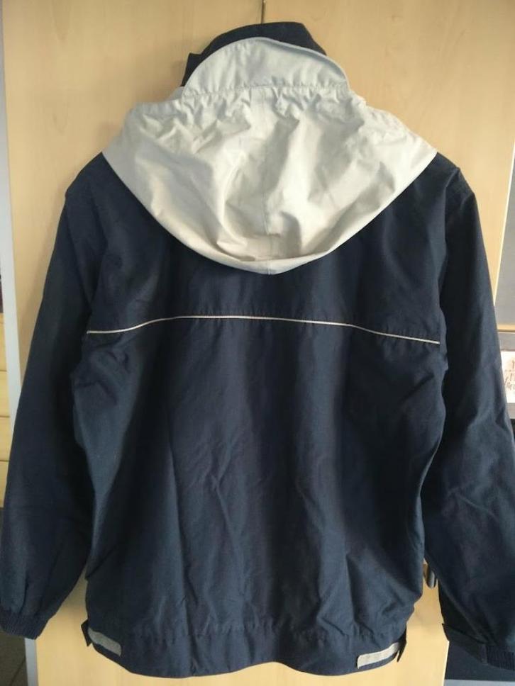 Regenjas Decathlon.  maat 164 of XSMALL., Kinderen en Baby's, Kinderkleding | Maat 164, Zo goed als nieuw, Jongen, Jas, Ophalen of Verzenden