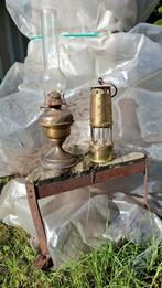 2 petroleumlampen, koper met glazen stolp, Huis en Inrichting, Woonaccessoires | Stolpen, Ophalen, Gebruikt