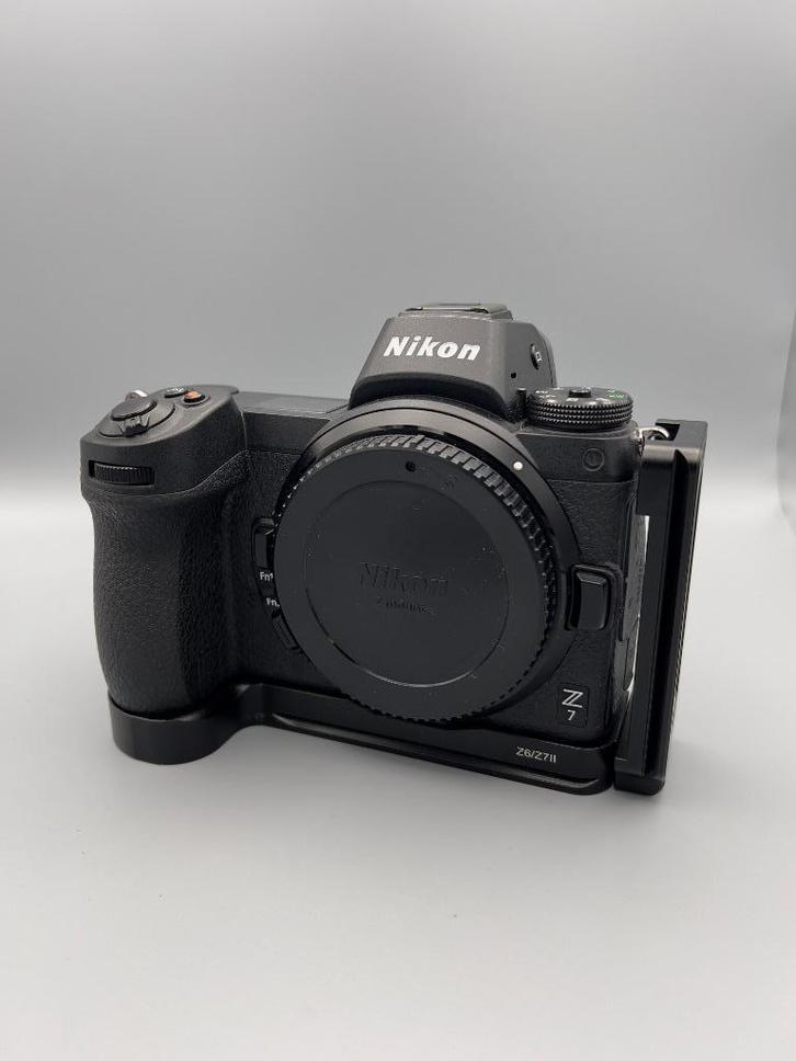 Nikon Z7 met accessoires, Audio, Tv en Foto, Fotocamera's Digitaal, Zo goed als nieuw, Spiegelreflex, Nikon, Ophalen