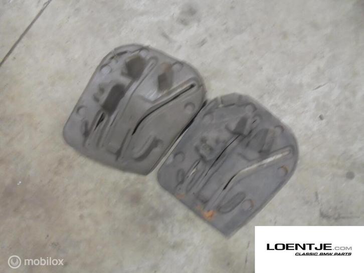 demping voor in pedalenbak BMW 02 1502 1602 1802 2002 etc, Auto-onderdelen, Overige Auto-onderdelen, BMW, Gebruikt, Ophalen of Verzenden