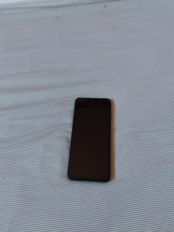 Samsung A13 4G, Enlèvement