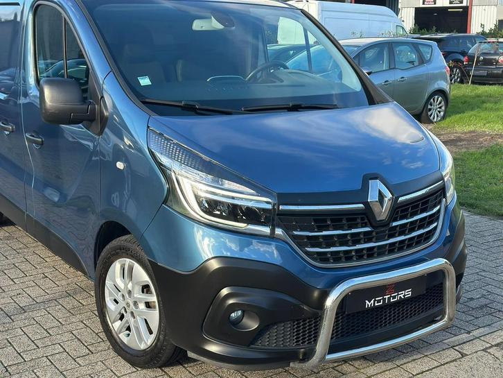 Renault // Trafic Automaat, Auto's, Renault, Bedrijf, Te koop, Trafic, Diesel, Euro 6, Automaat, Voorwielaandrijving, Onderhoudsboekje