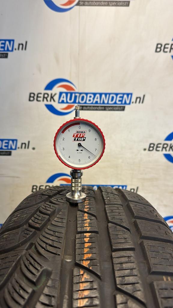 2x Pirelli Sottozero 3 205/55 R17 91H 205/55/17 2055517 (Pri, Auto-onderdelen, Banden en Velgen, Band(en), Winterbanden, 17 inch