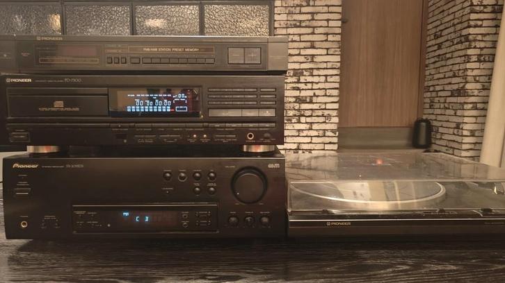 Pioneer vintage set–SX-205RDS + TX-555ZL + PL-5S2 + PD-7300, Audio, Tv en Foto, Versterkers en Ontvangers, Gebruikt, Stereo, 60 tot 120 watt