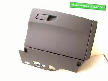 COMPARTIMENT A GANTS Audi A4 (B9) (8w1857035), Utilisé, Audi