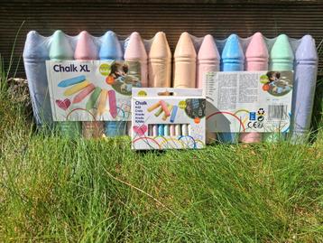 Assortiment krijtjes  beschikbaar voor biedingen
