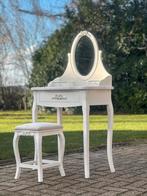 Make up tafel met krukje, Enlèvement, Comme neuf