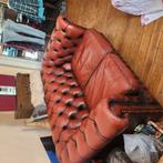 chesterfields in zeer goede staat500en 900euro te hasselt, Antiek en Kunst, Antiek | Meubels | Stoelen en Sofa's, Ophalen