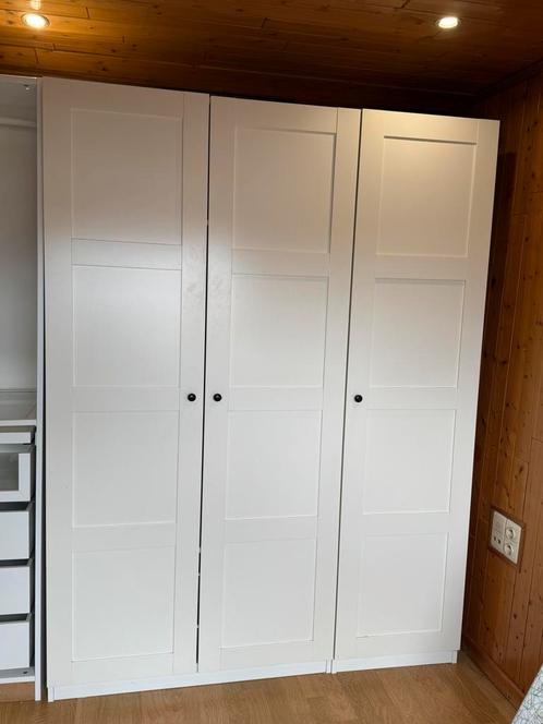 IKEA kledingkast, Huis en Inrichting, Kasten | Kleerkasten, Zo goed als nieuw, Ophalen