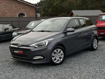 Hyundai i20 Airco 5Deurs CruiseC BT Led LijnA ParkeerS * beschikbaar voor biedingen