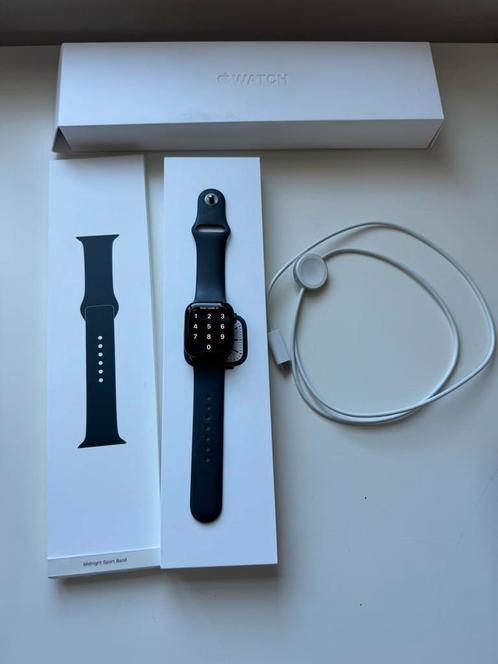 Apple Watch Series 7 Midnight aluminium case+sportband+lader, Handtassen en Accessoires, Smartwatches, Zo goed als nieuw, iOS