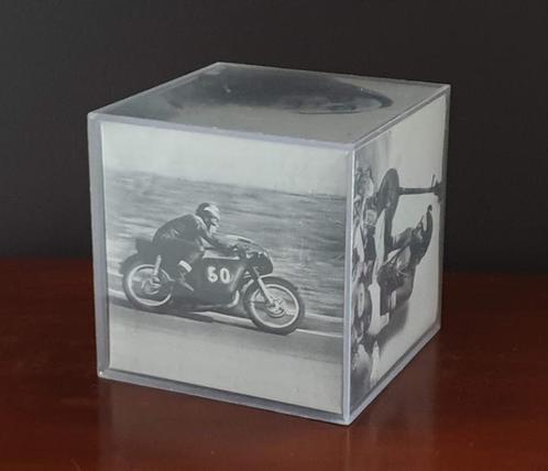 Cadre-cube photo vintage BAC Design Michele Gignoux, Antiquités & Art, Antiquités | Autres Antiquités, Enlèvement ou Envoi