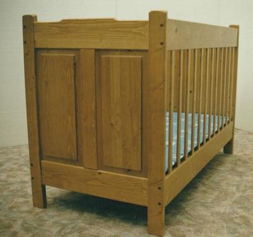 kinderbed beschikbaar voor biedingen