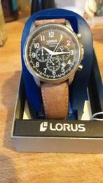 Lorus vinted met leden band RT351CX-9, Handtassen en Accessoires, Horloges | Heren, Ophalen, Zo goed als nieuw