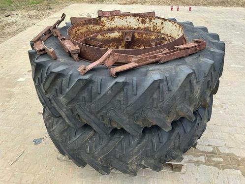 Kleber Dubbele tractorwielen met haken, Zakelijke goederen, Landbouw | Onderdelen | Banden, Velgen en Assen
