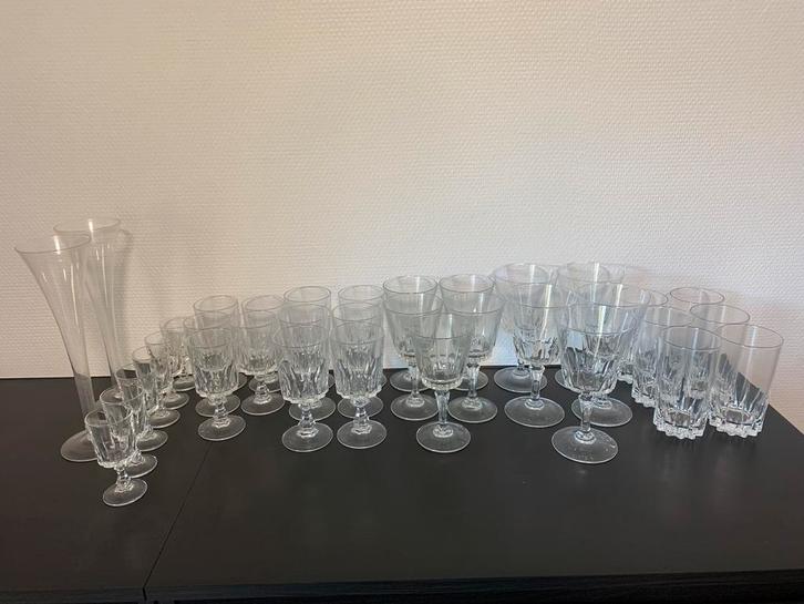 35 Kristallen glazen, Antiek en Kunst, Antiek | Glaswerk en Kristal, Ophalen