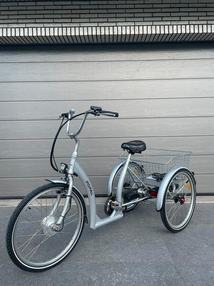 Popal elektrische driewieler met ondersteuning, nieuwstaat, Diversen, Rolstoelen, Zo goed als nieuw, Elektrische rolstoel, Ophalen of Verzenden