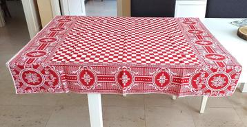 Ancienne nappe carrée - rouge et blanc, Enlèvement ou Envoi, Utilisé