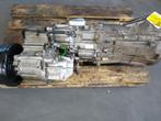 LANDROVER DEFENDER 90/110/130 SERIES [TRANS_GEARBOX] 2015, Ophalen of Verzenden, Gebruikt, Stiba lid