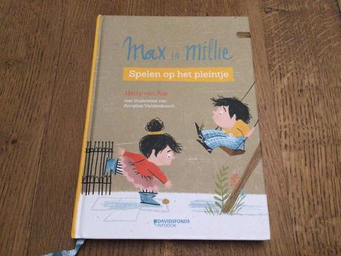 Hetty van Aar - Max & Millie 2 Spelen op het pleintje, Boeken, Kinderboeken | Jeugd | onder 10 jaar, Gelezen, Ophalen