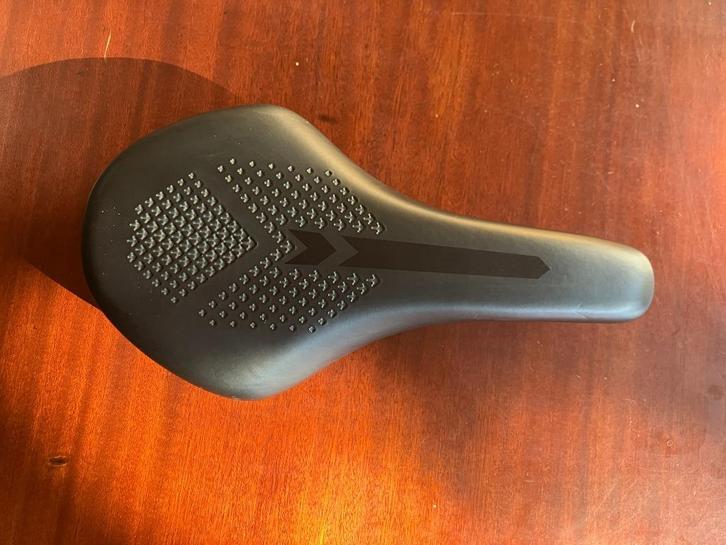 Zadel voor mountainbike of koersfiets, Fietsen en Brommers, Fietsonderdelen, Gebruikt, Zadel, Ophalen