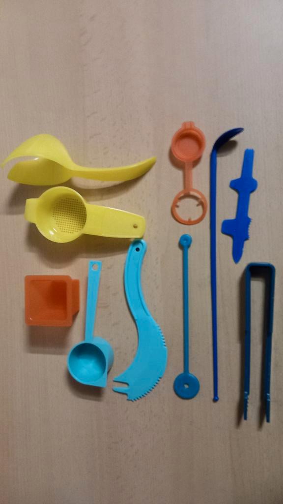 Gadgets  Tupperware (1), Huis en Inrichting, Keuken | Tupperware, Zo goed als nieuw, Geel, Groen, Oranje, Ophalen of Verzenden