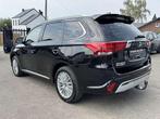 Mitsubishi Outlander 4WD PHEV Bus. Ed. / CARPLAY / ATTELAGE, Auto's, Mitsubishi, Automaat, Euro 6, Zwart, Bedrijf