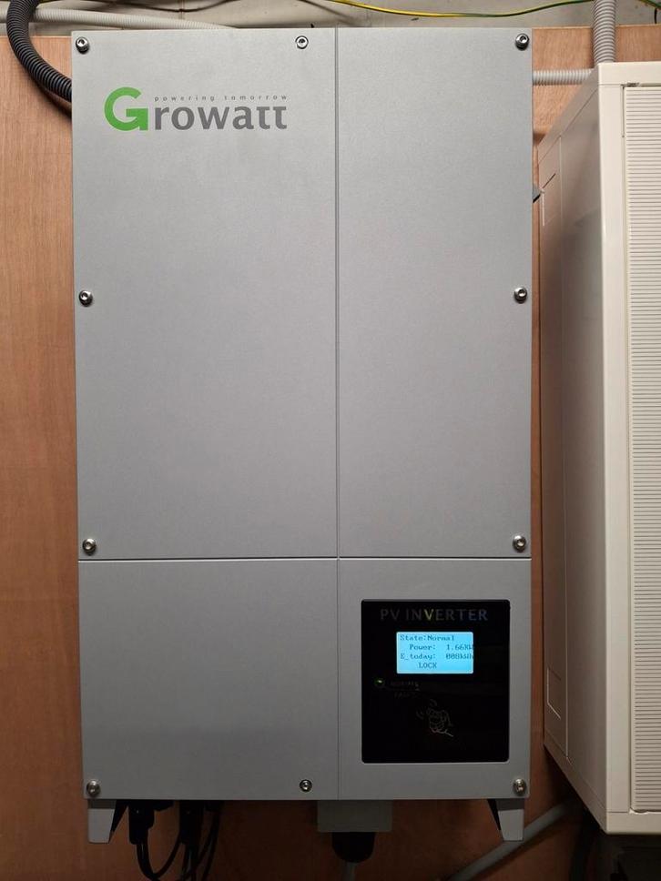 Omvormer- Growatt - 7000UE, Doe-het-zelf en Bouw, Zonnepanelen en Toebehoren, Gebruikt, Ophalen