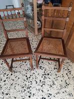 Deux ancienne chaises, Enlèvement